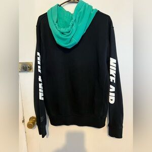 Nike air mens hoodie size small